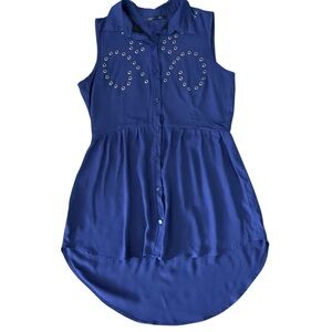 Must Have Brand Cobalt Blue High/Low Sleeveless Sz-Medium Metal Detail Button Up